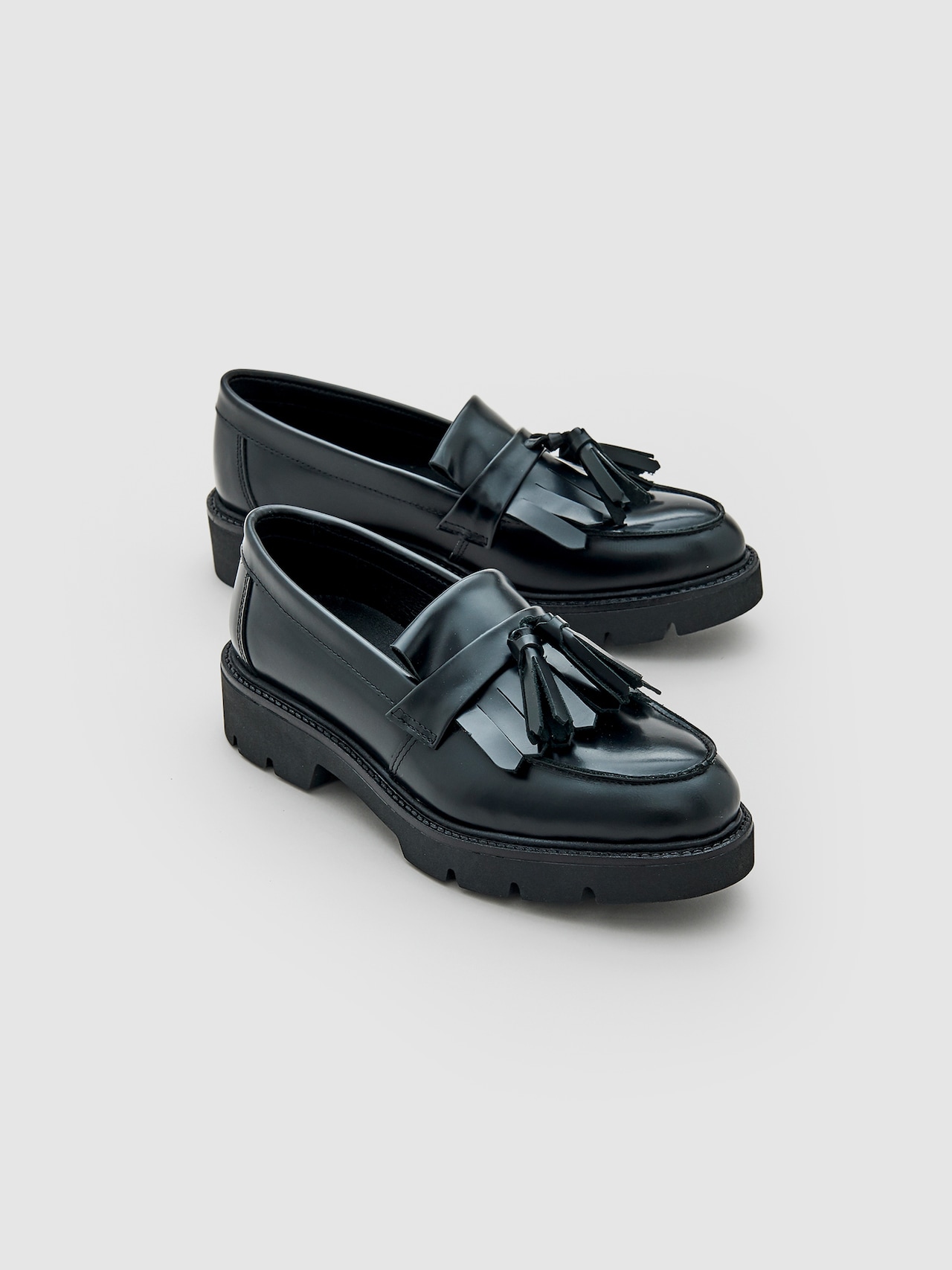 EDITED Produkte Halbschuhe 'Patrice' schwarz