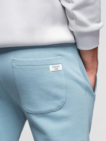 Ombre Regular Trousers in Blue