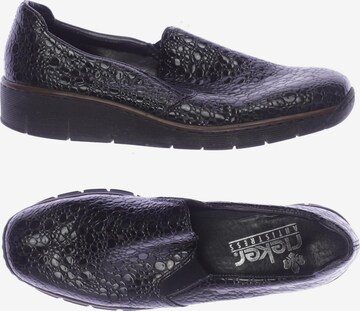 Rieker Flats & Loafers in 40 in Black: front