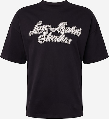 Low Lights Studios T-shirt i svart: framsida