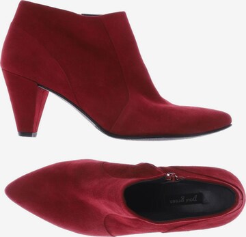 Paul Green Flats & Loafers in 39 in Red: front