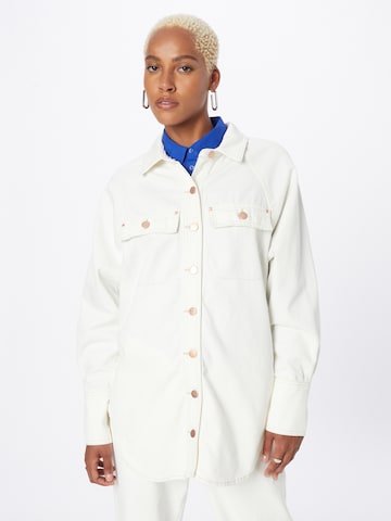 River Island Between-Season Jacket in White: front