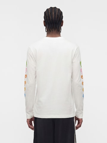ADIDAS ORIGINALS Μπλουζάκι 'CARE BEAR' σε λευκό
