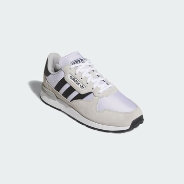 balts ADIDAS ORIGINALS Zemie brīvā laika apavi 'Treziod 2.0'