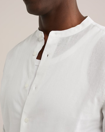 WE Fashion Regular Fit Skjorte i hvid