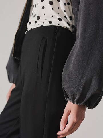 Next Slimfit Pantalon in Zwart