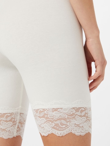 Gina Tricot Skinny Leggings in Zwart