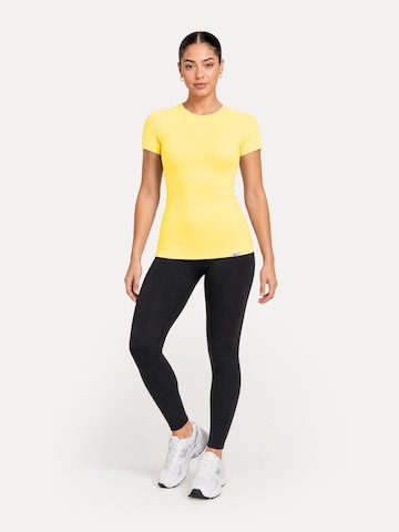 T-shirt ' Lyana ' Smilodox en jaune