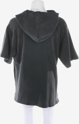 tigha Sweatshirt & Zip-Up Hoodie in S in Grey