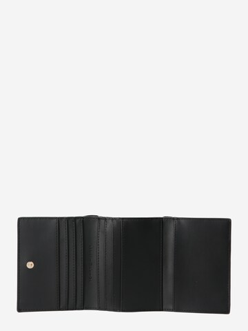 TOMMY HILFIGER Wallet in Black