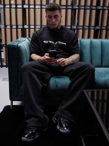 ATELIER OF FAITH Shirt 'KID WITH A DREAM BASIC TEE' in Black: front