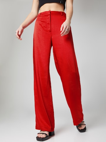 VIERVIER Wide Leg Hose 'Carla' (GRS) in Rot: predná strana