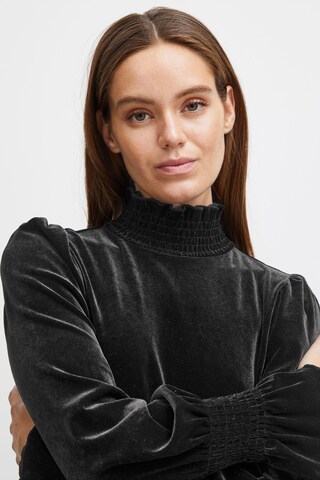 b.young - Vestido 'Perlina' en negro