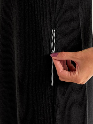 Cellbes of Sweden Knit dress in Black