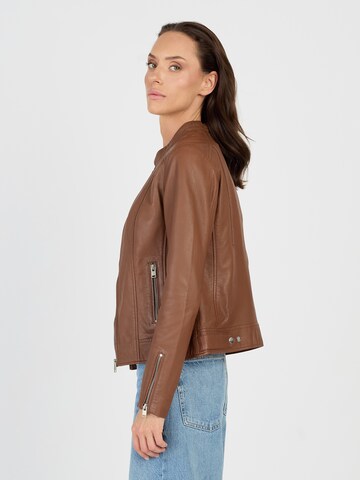 JCC Tussenjas in Bruin