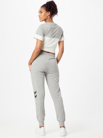 Hummel Tapered Sporthose 'Alula' in Grau
