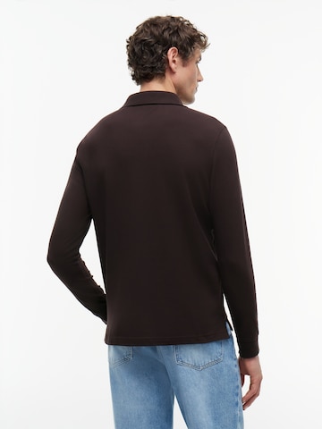 TOMMY HILFIGER - Camisa '1985' em castanho