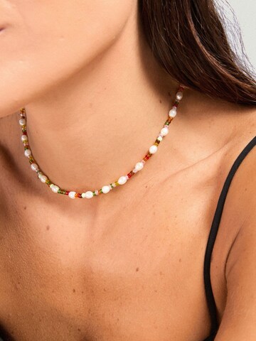 ØYRE Łańcuszek 'Multicolor Seed Bead and Pearl' w kolorze mieszane kolory