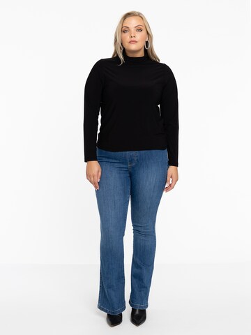 YOEK Shirt in Black