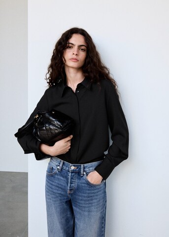 MANGO Blouse in Black: front