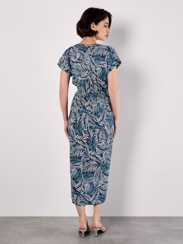 Apricot Batik Leaf Print Midi Dress ' ' in Blau