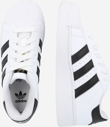 ADIDAS ORIGINALS Σνίκερ 'Superstar Xlg' σε λευκό