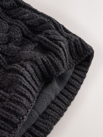 Next Schal in Schwarz