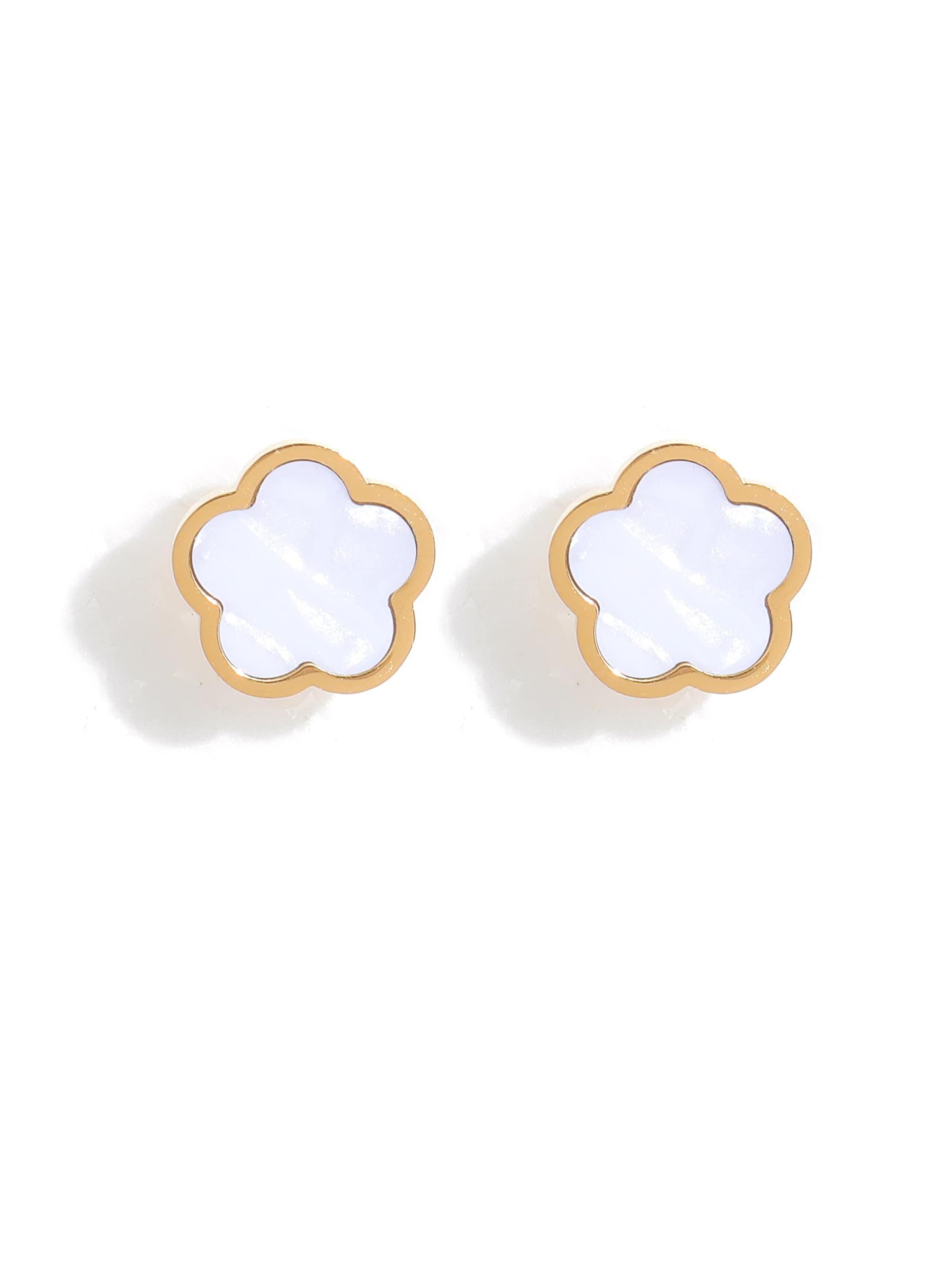 NTHIRTYTHREE Jewelry Set in White