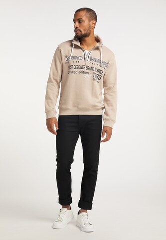 Bruno Banani Sweatshirt in Beige