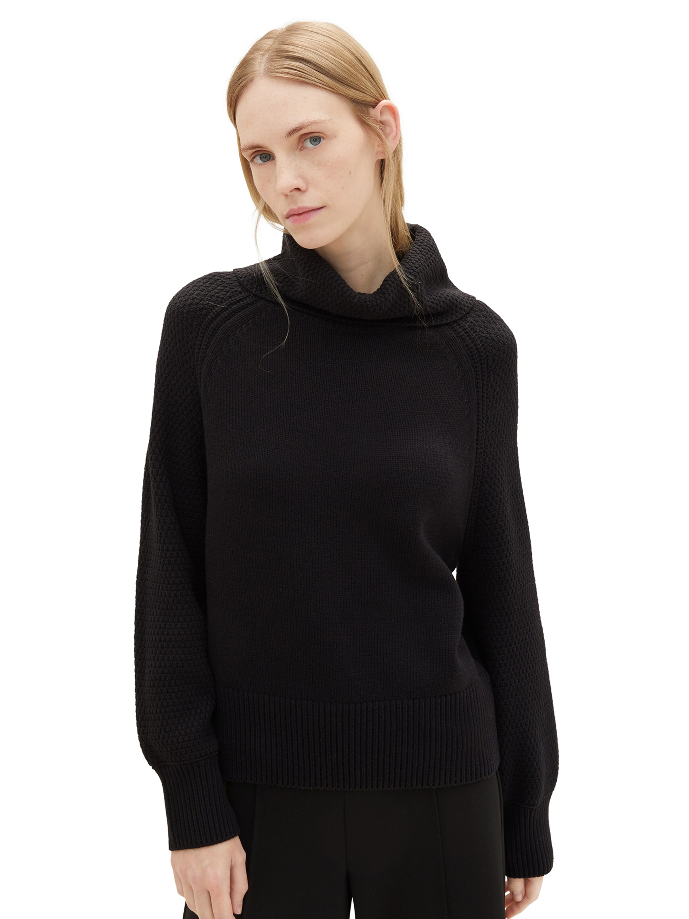 TOM TAILOR Sweater in Black: front