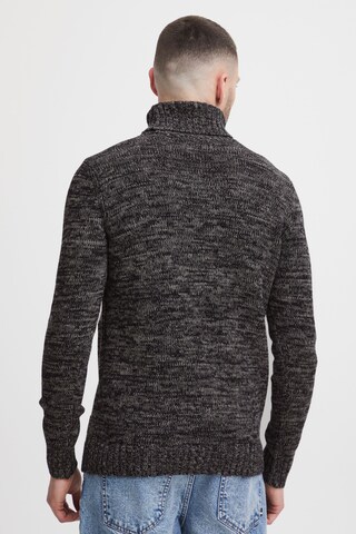 !Solid Sweater 'Philaremo' in Black