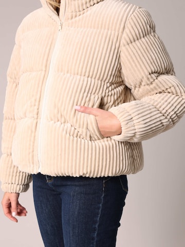 Veste d’hiver 'Noelia' Deeluxe en beige