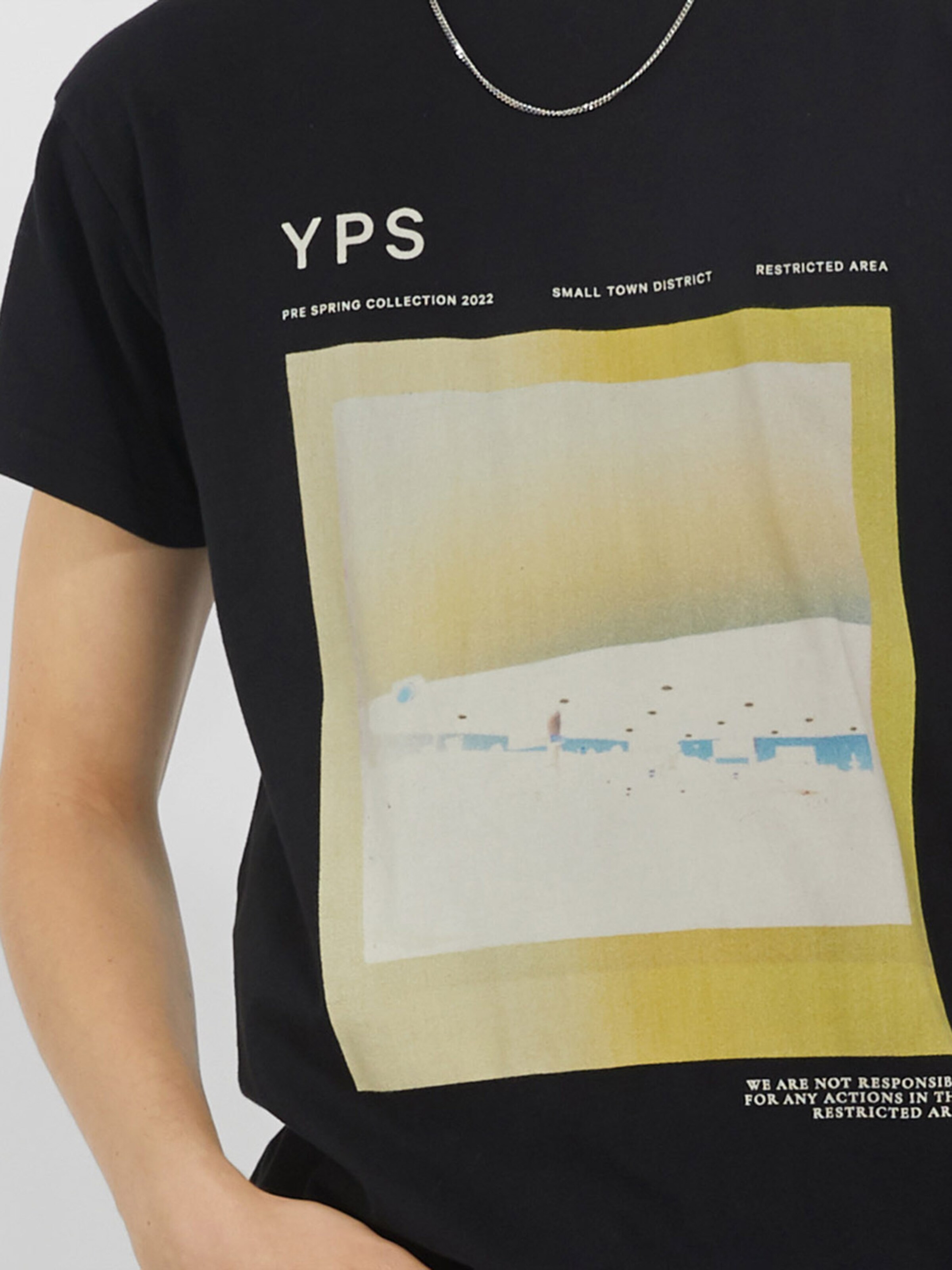 T-shirts et polos T-Shirt Overexposure Daylen Young Poets Society en Noir 