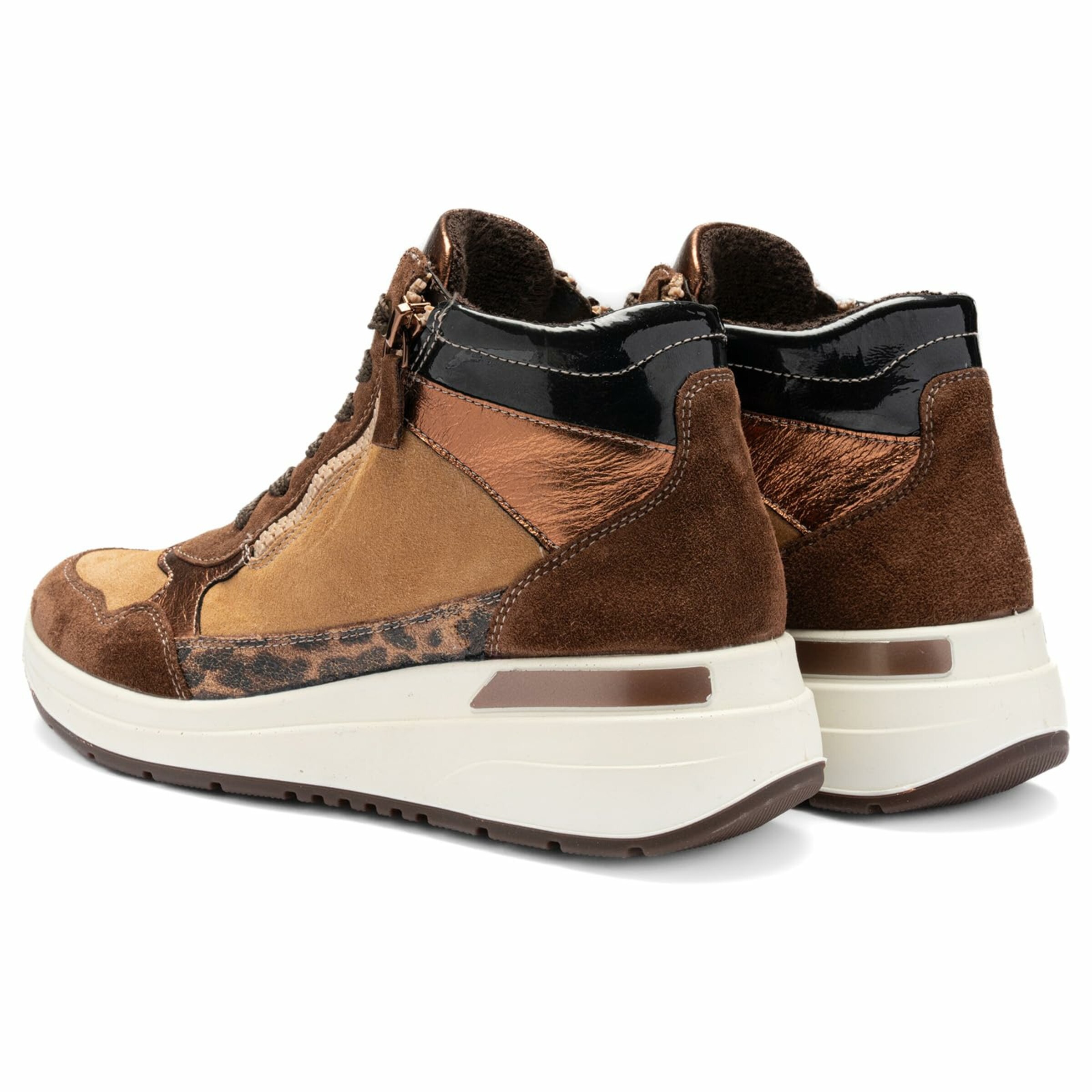 ARA Platform trainers in Brown
