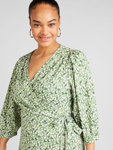 Robe 'LIVIA' ONLY Carmakoma en vert