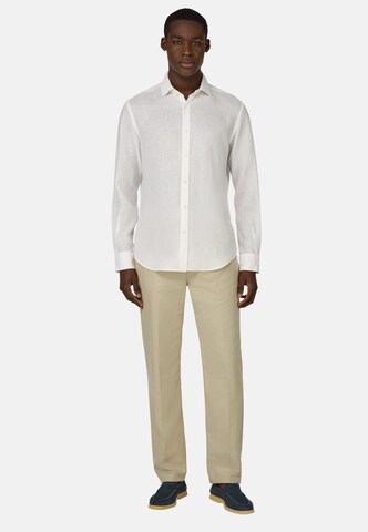 Coupe regular Chemise Boggi Milano en blanc