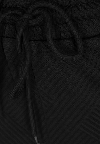 faina Athlsr - Loosefit Calças 'Fashion Look' em preto