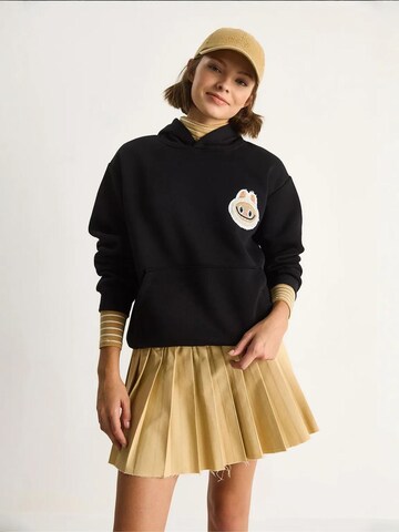 Bianco Lucci Sweatshirt in Zwart