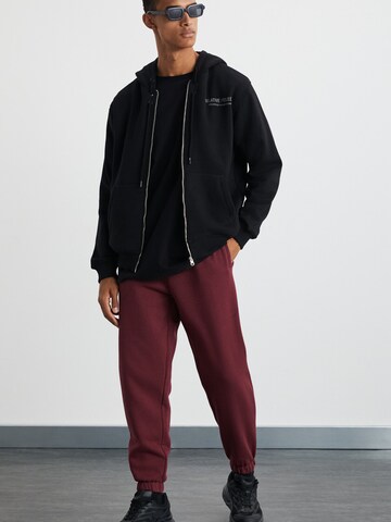 Grimelange Tapered Παντελόνι σε κόκκινο