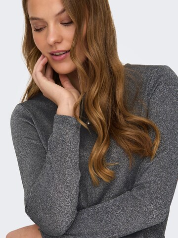 T-shirt 'ONLKetty' ONLY en gris