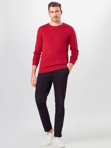 TOM TAILOR - Regular Fit Pullover em vermelho