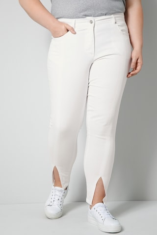 Sara Lindholm Regular Jeans in Wit: voorkant