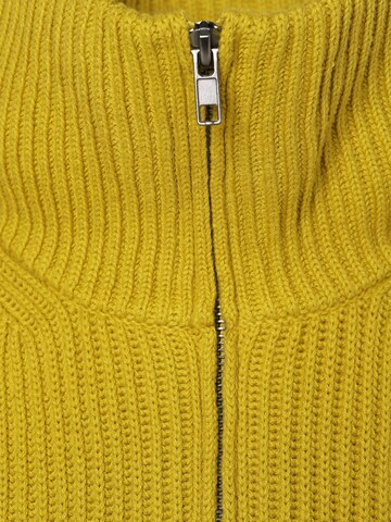 Marie Lund Pullover in Gelb