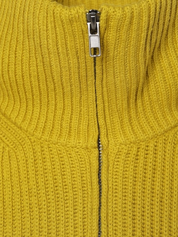 Marie Lund Sweater in Yellow