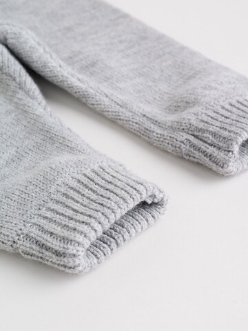 Next Szettek - szürke