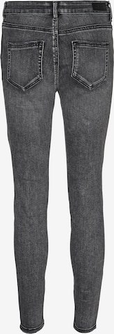 VERO MODA Skinny Jeans 'FLASH' in Grey