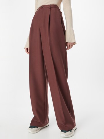 TOM TAILOR DENIM Wide leg Pleated Pants in Brown: front