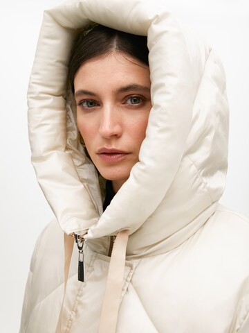 Lola Casademunt Vinterkappa i beige