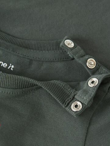 NAME IT Μπλουζάκι 'NBMTHOMAS' σε γκρι