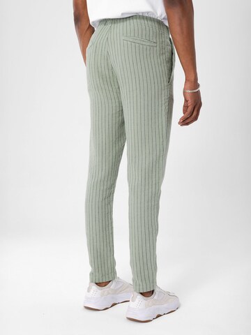 Coupe slim Pantalon By Diess Collection en vert